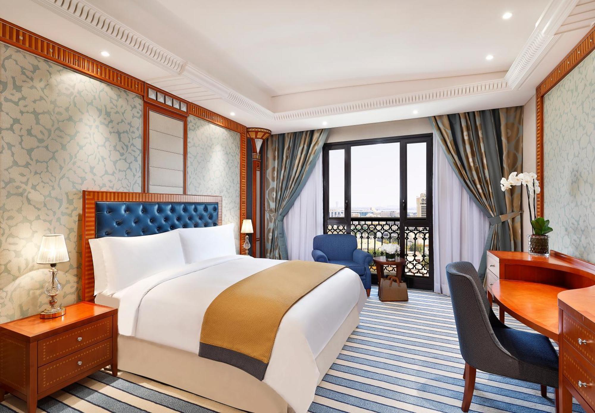 The Ritz-Carlton Jeddah Hotell Exteriör bild Deluxe Room